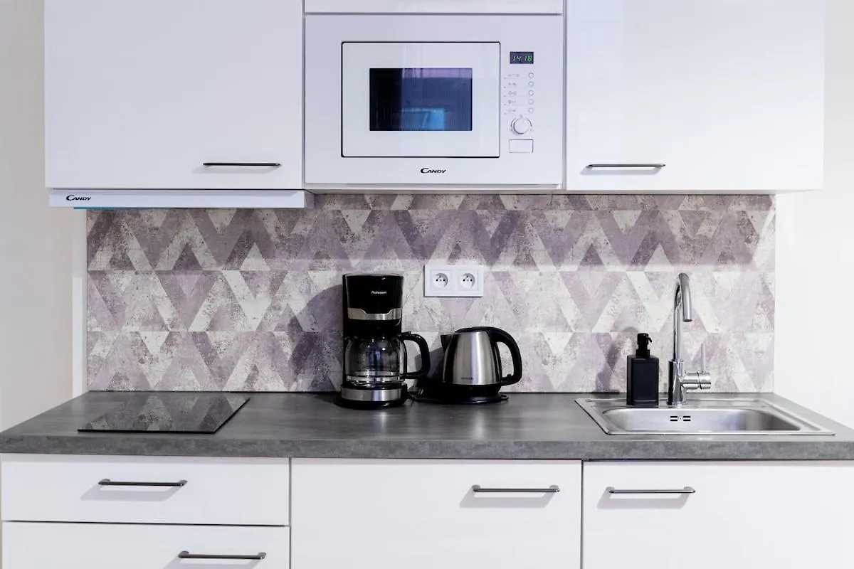 New! Romantic Apartment! In City Centre! Florence! Prague Czech Republic