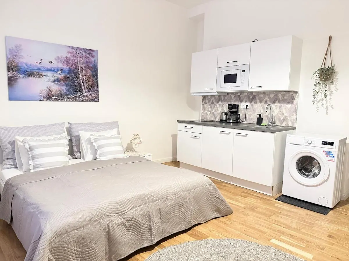 New! Romantic Apartment! In City Centre! Florence! Prague