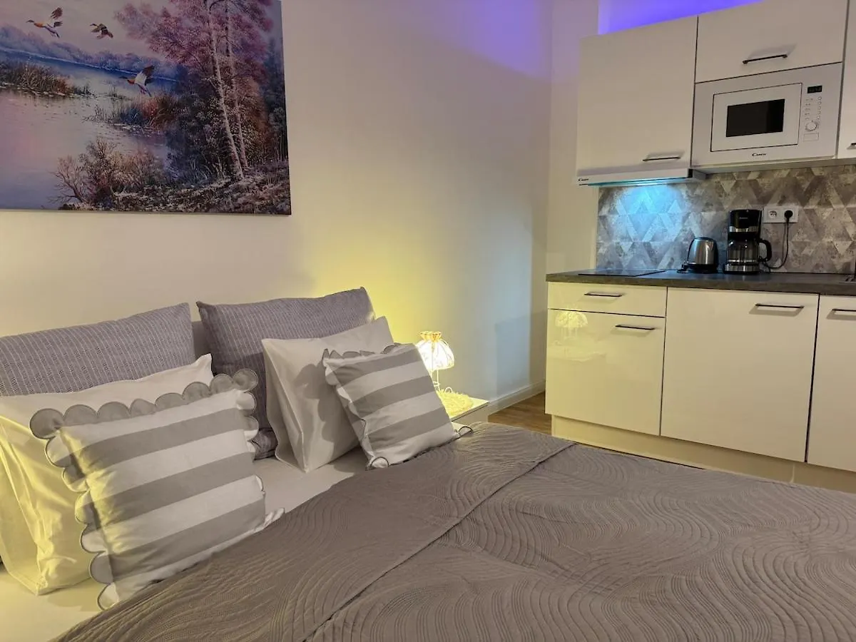 New! Romantic Apartment! In City Centre! Florence! Prague Apartment